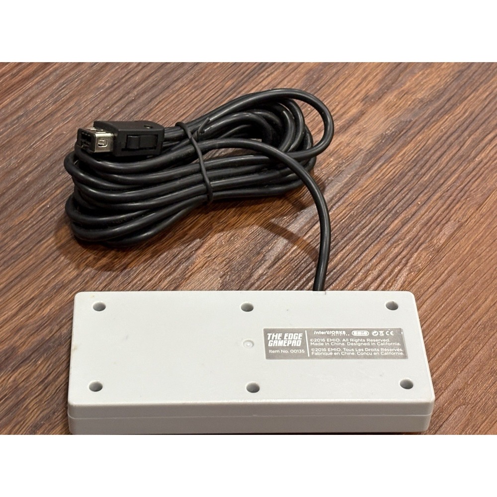 Nintendo NES System Game Controller - Picture 4 of 11